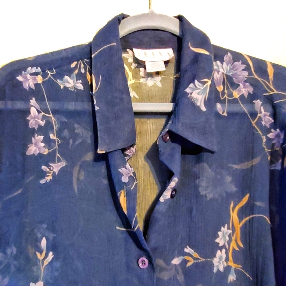 Erena 2X beautiful semi sheer button Front blouse. - Picture 2 of 4